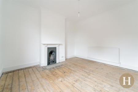 Hadleigh Estate Agents-39.jpg