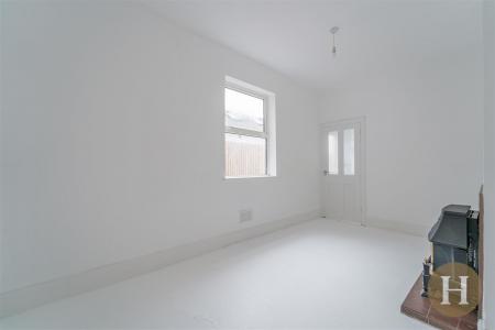 Hadleigh Estate Agents-16.jpg