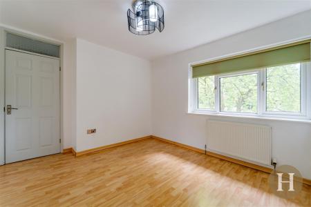 Hadleigh Estate Agents-11.jpg