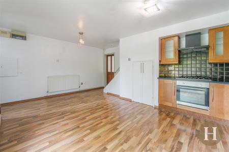 Hadleigh Estate Agents-24.jpg