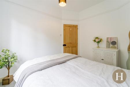 Hadleigh Estate Agents-19.jpg