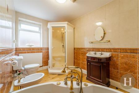 Hadleigh Estate Agents-37.jpg