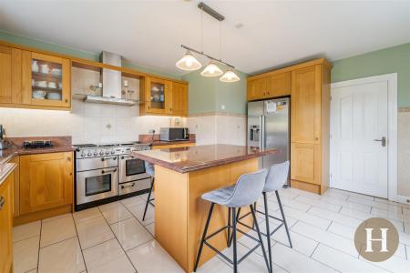 Hadleigh Estate Agents-15.jpg