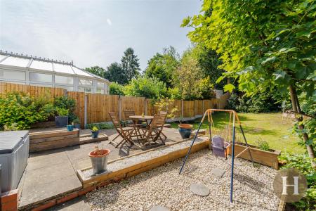 Hadleigh Estate Agents-32.jpg