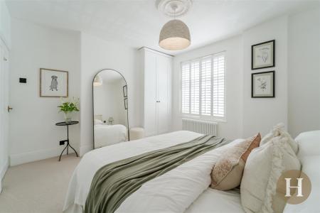Hadleigh Estate Agents-58.jpg