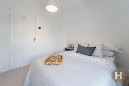 Hadleigh Estate Agents-60.jpg