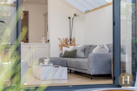 Hadleigh Estate Agents-37.jpg