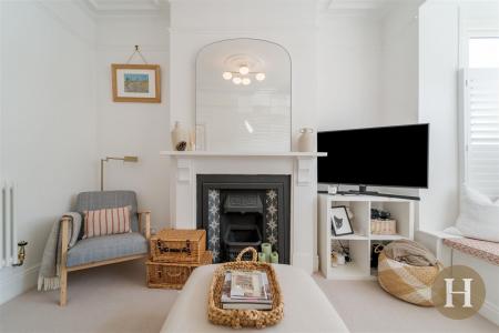 Hadleigh Estate Agents-5.jpg