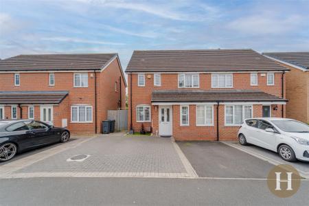 Hadleigh Estate Agents-33.jpg