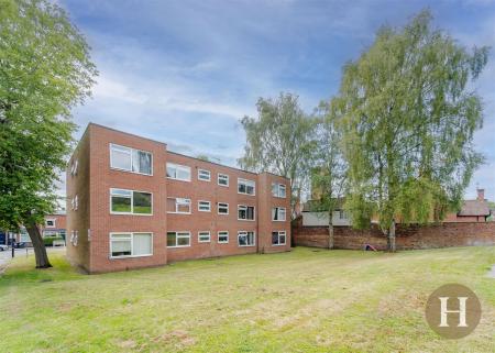 Hadleigh Estate Agents-16.jpg