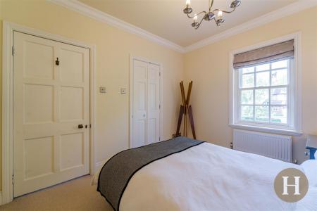 Hadleigh Estate Agents-2.jpg