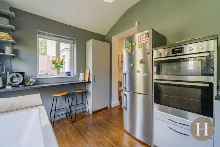 Hadleigh Estate Agents-28.jpg