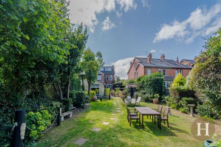 Hadleigh Estate Agents-53.jpg