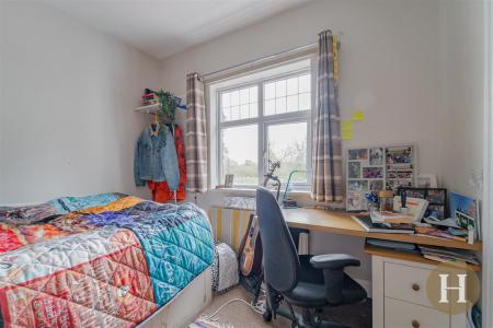 Hadleigh Estate Agents-22.jpg