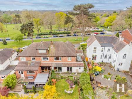 Hadleigh Estate Agents-45.jpg