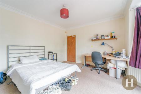Hadleigh Estate Agents-9.jpg