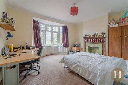 Hadleigh Estate Agents-7.jpg