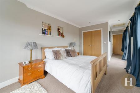 Hadleigh Estate Agents-3.jpg