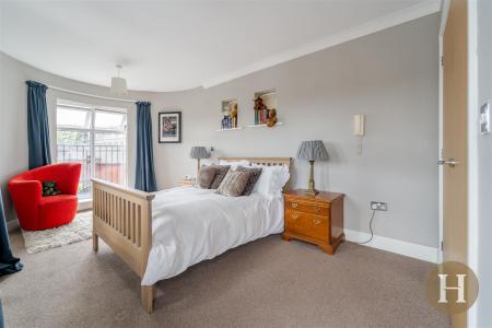 Hadleigh Estate Agents-1.jpg
