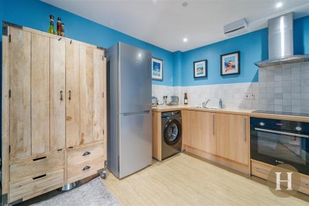 Hadleigh Estate Agents-10.jpg