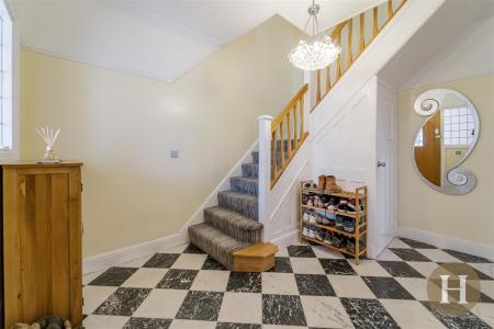 Entrance Porch/ Hallway