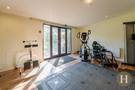Hadleigh Estate Agents-67.jpg