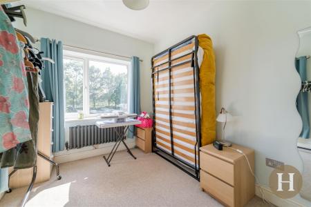Hadleigh Estate Agents-38.jpg