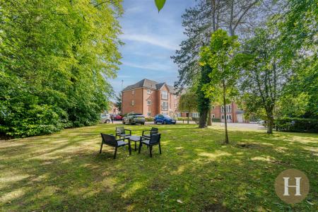 Hadleigh Estate Agents-25.jpg