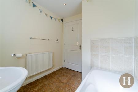 Hadleigh Estate Agents-9.jpg