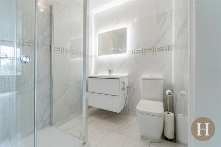Hadleigh Estate Agents-76.jpg
