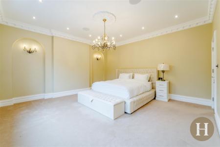 Hadleigh Estate Agents-51.jpg