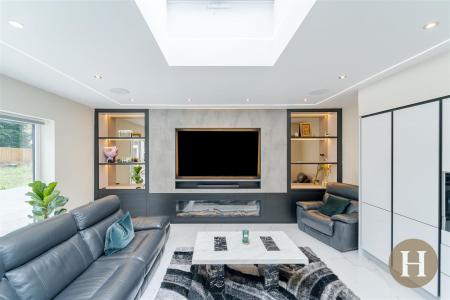 Hadleigh Estate Agents-22.jpg