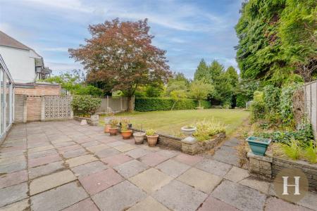 Hadleigh Estate Agents-43.jpg