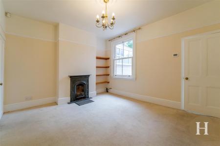 Hadleigh Estate Agents-23.jpg