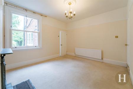 Hadleigh Estate Agents-24.jpg