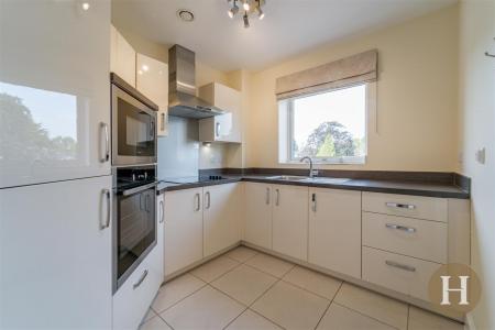 Hadleigh Estate Agents-5.jpg