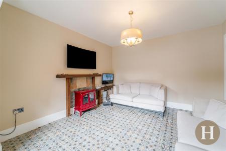 Hadleigh Estate Agents-3.jpg