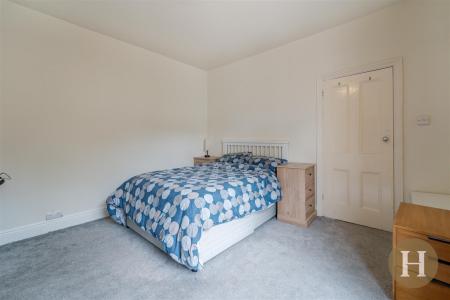 Hadleigh Estate Agents-23.jpg