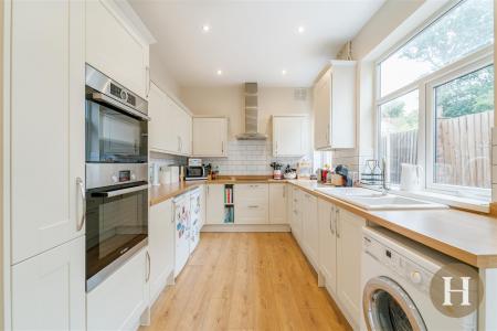 Hadleigh Estate Agents-12.jpg