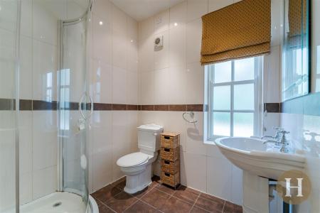 Hadleigh Estate Agents-49.jpg