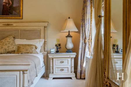 Hadleigh Estate Agents-76.jpg