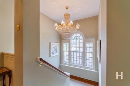 Hadleigh Estate Agents-63.jpg