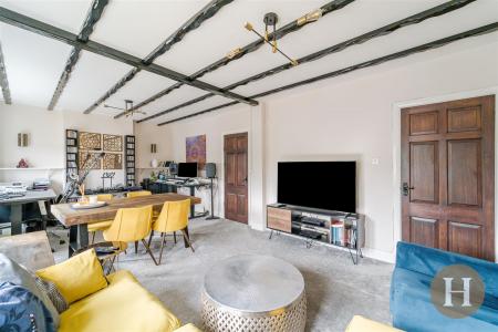 Hadleigh Estate Agents-3.jpg