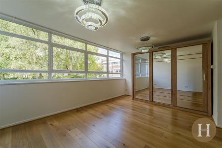 Hadleigh Estate Agents-8.jpg