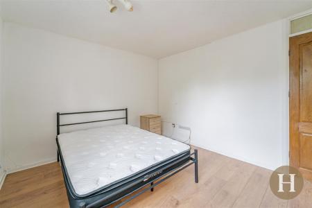 Hadleigh Estate Agents-22.jpg