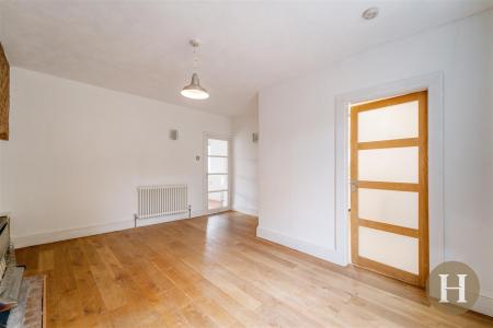Hadleigh Estate Agents-25.jpg