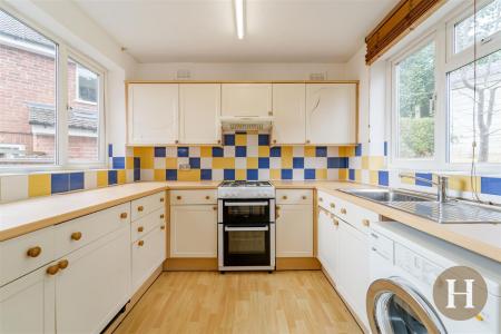 Hadleigh Estate Agents-29.jpg