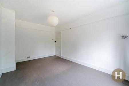 Hadleigh Estate Agents-3.jpg