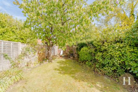 Hadleigh Estate Agents-46.jpg