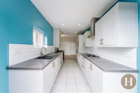 Hadleigh Estate Agents-39.jpg